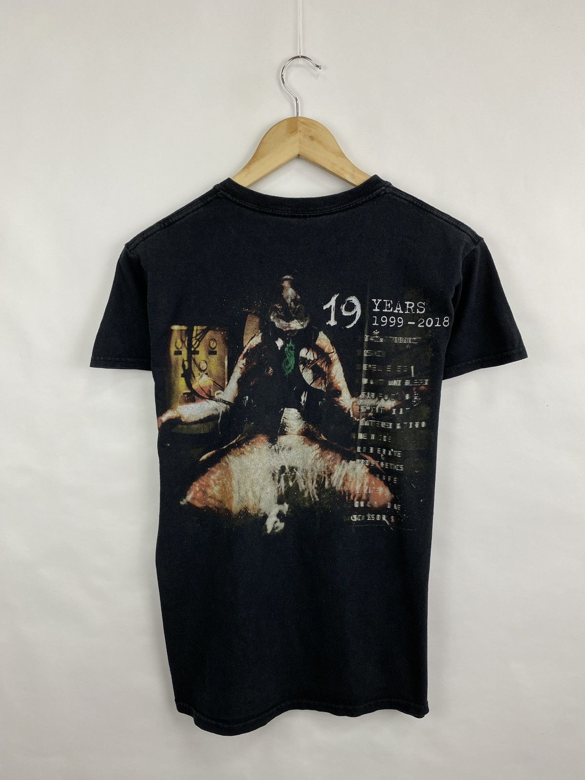 Slipknot Vintage Slipknot Debut Album 1999-2018 Rock Band T-Shirt Size US S / EU 44-46 / 1 - 5 Thumbnail
