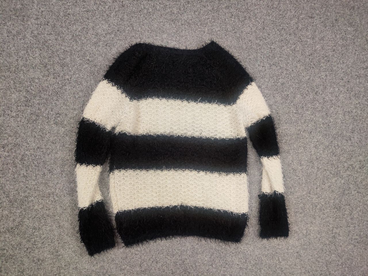 Hysteric Glamour Vintage G21 Japan Hysteric Glamour Style Striped Fur Sweater Size US S / EU 44-46 / 1 - 10 Thumbnail