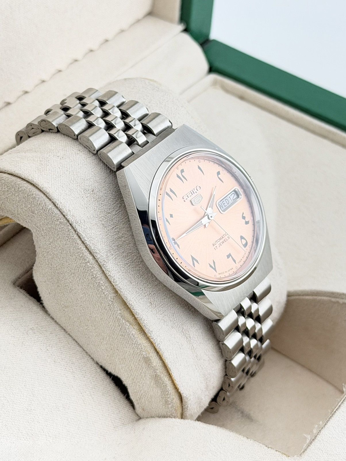 Seiko Vintage Seiko 5 Automatic Watch Salmon Arabic Dial Size 36 - 3 Thumbnail