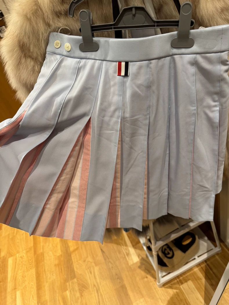 Thom Browne Thom Browne A skirt in blue and pink Size 26" / US 2 / IT 38 - 1 Thumbnail