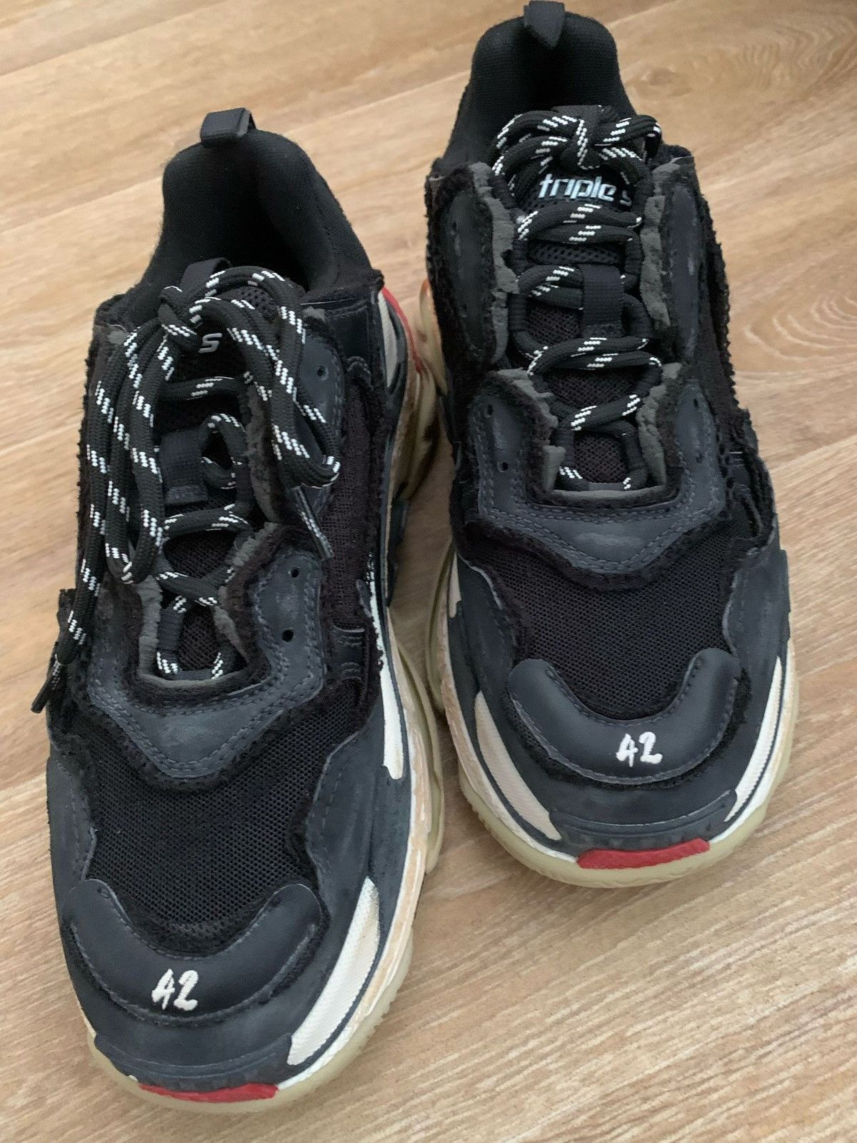 Balenciaga Balenciaga New „Used Look“ Tripple S OG colorway Sz.42 Size US 12 / IT 42 - 4 Thumbnail