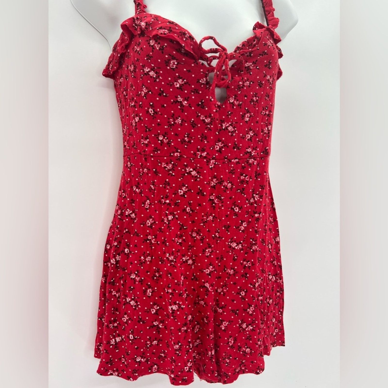 Boohoo Boohoo Red Ditsy Floral Playsuit Size 10 Size 32" / US 10 / IT 46 - 2 Thumbnail
