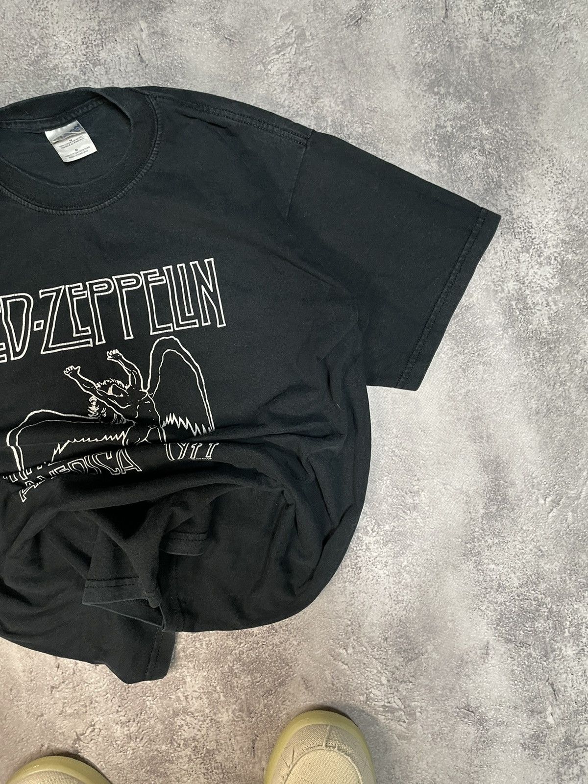 Band Tees Vintage Led- Zeppelin T-shirts Big Logo Rock Band Y2K 00s Size US M / EU 48-50 / 2 - 2 Thumbnail
