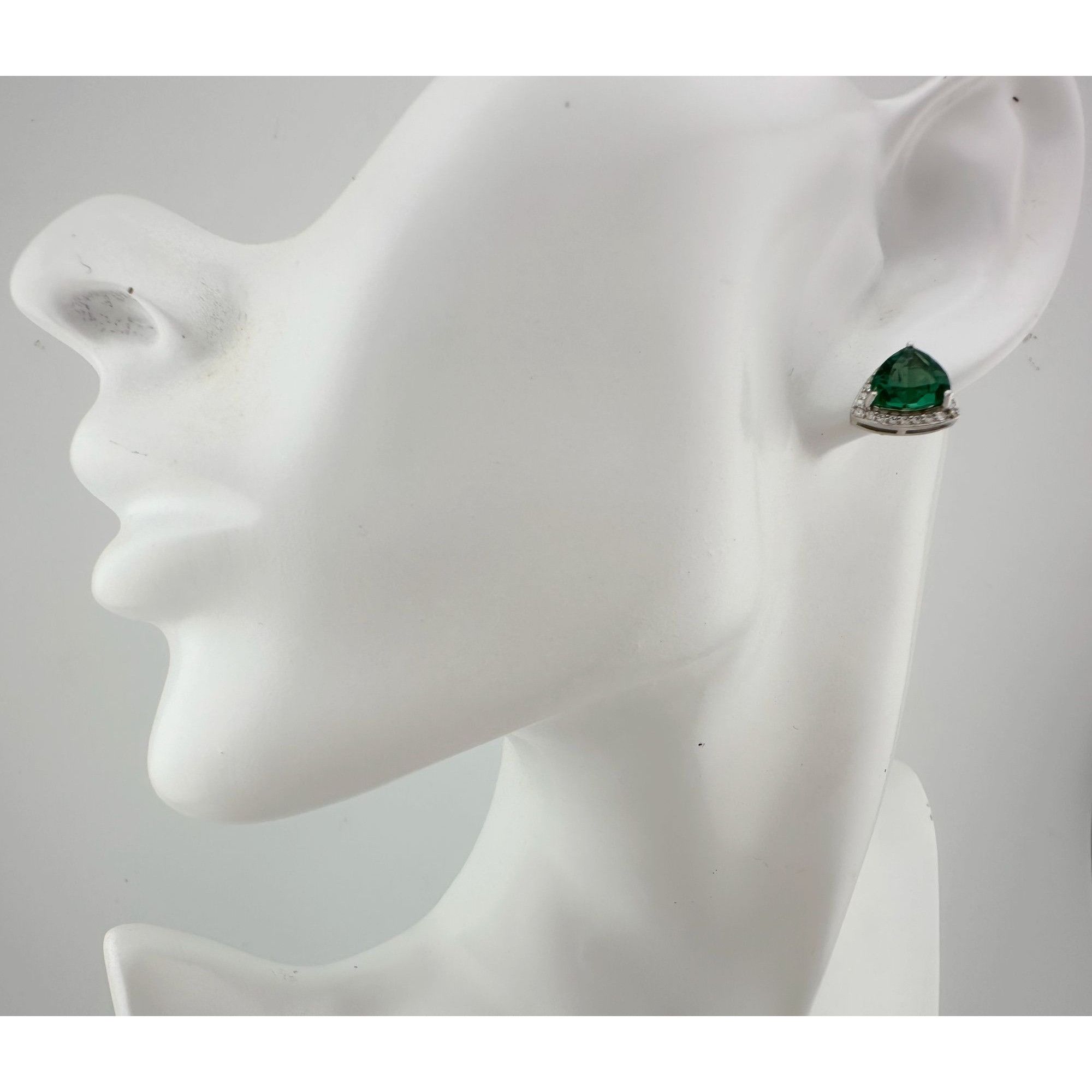 Other Trillion Cut 6.30 Ct Lab Created Color Changing Pariaba Gems Size ONE SIZE - 10 Thumbnail