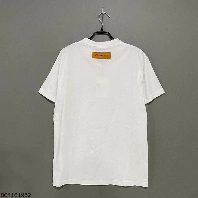 Louis Vuitton Louis Vuitton Crayon full printed logo short sleeve Size US S / EU 44-46 / 1 - 3 Thumbnail
