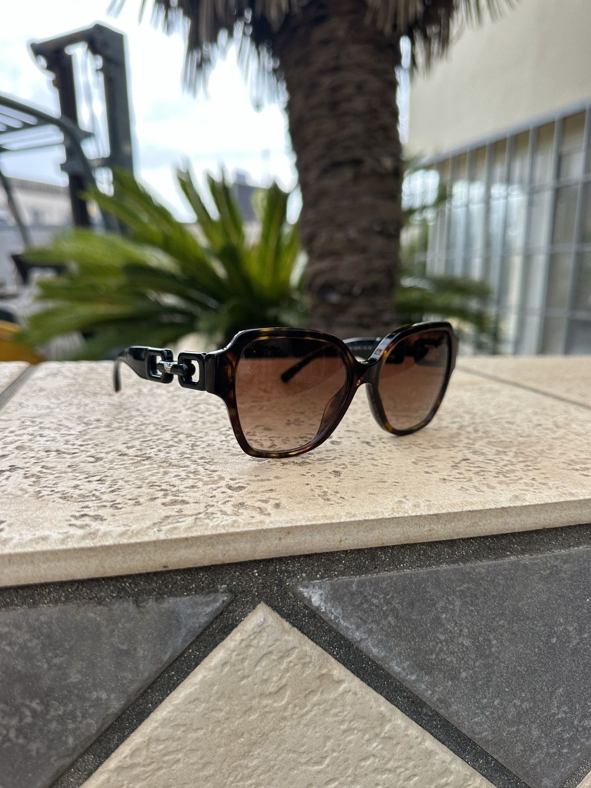 Emporio Armani Emperio Armani Sunglasses Vintage EA 4202 Size ONE SIZE - 1 Thumbnail