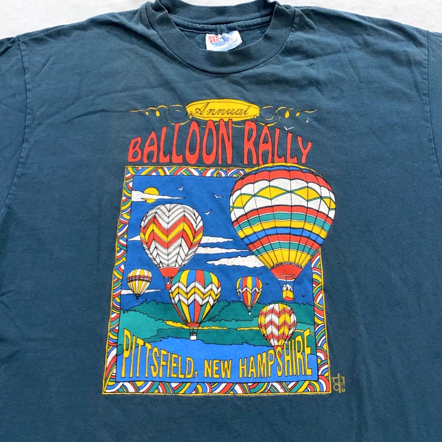 Vintage vtg 90s PITTSFIELD NEW HAMPSHIRE HOT AIR BALLOON FESTIVAL T-Shirt S/M blue Mens Regular Crew Neck Cotton 90s Theme Vintage Shirt Size US S / EU 44-46 / 1 - 2 Thumbnail