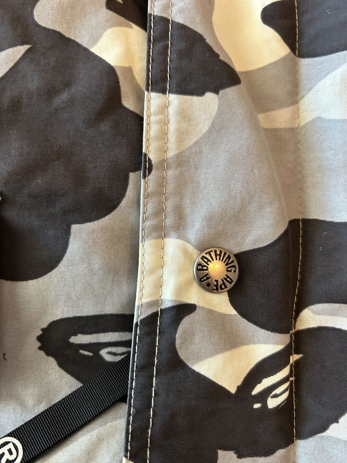 Bape OG Bape Snow Camo Snowboard Jacket Size US L / EU 52-54 / 3 - 11 Thumbnail
