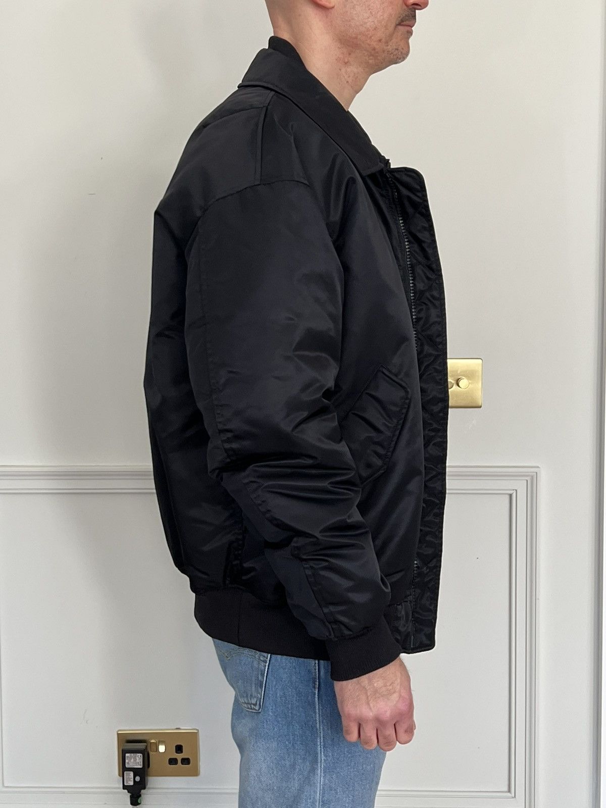 Jil Sander × Uniqlo Jill Sander x Uniqlo Men's MA1 Bomber Jacket (2019) Size M Size US M / EU 48-50 / 2 - 3 Thumbnail