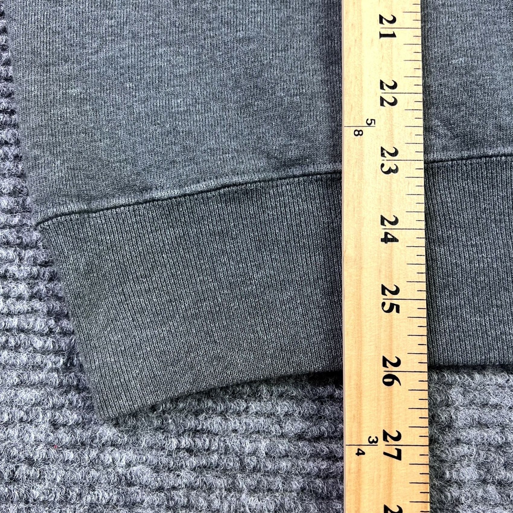 Russell Athletic VINTAGE Russell Athletic Sweatshirt Crewneck Gray 90s Grunge Blank Large Mens Size US L / EU 52-54 / 3 - 5 Thumbnail