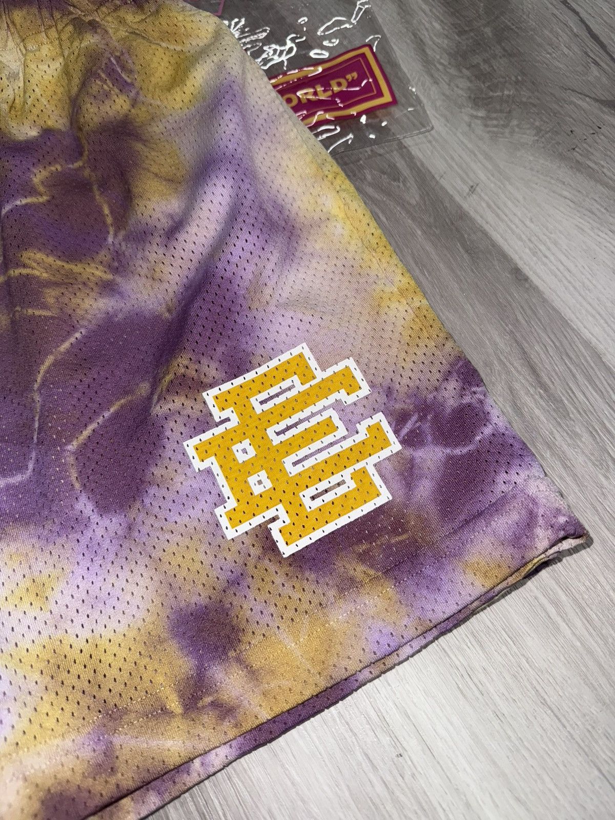 Eric Emanuel Eric Emanuel Tie-Dye Mesh Shorts – Lakers Purple/Gold (L) Size US 34 / EU 50 - 5 Thumbnail
