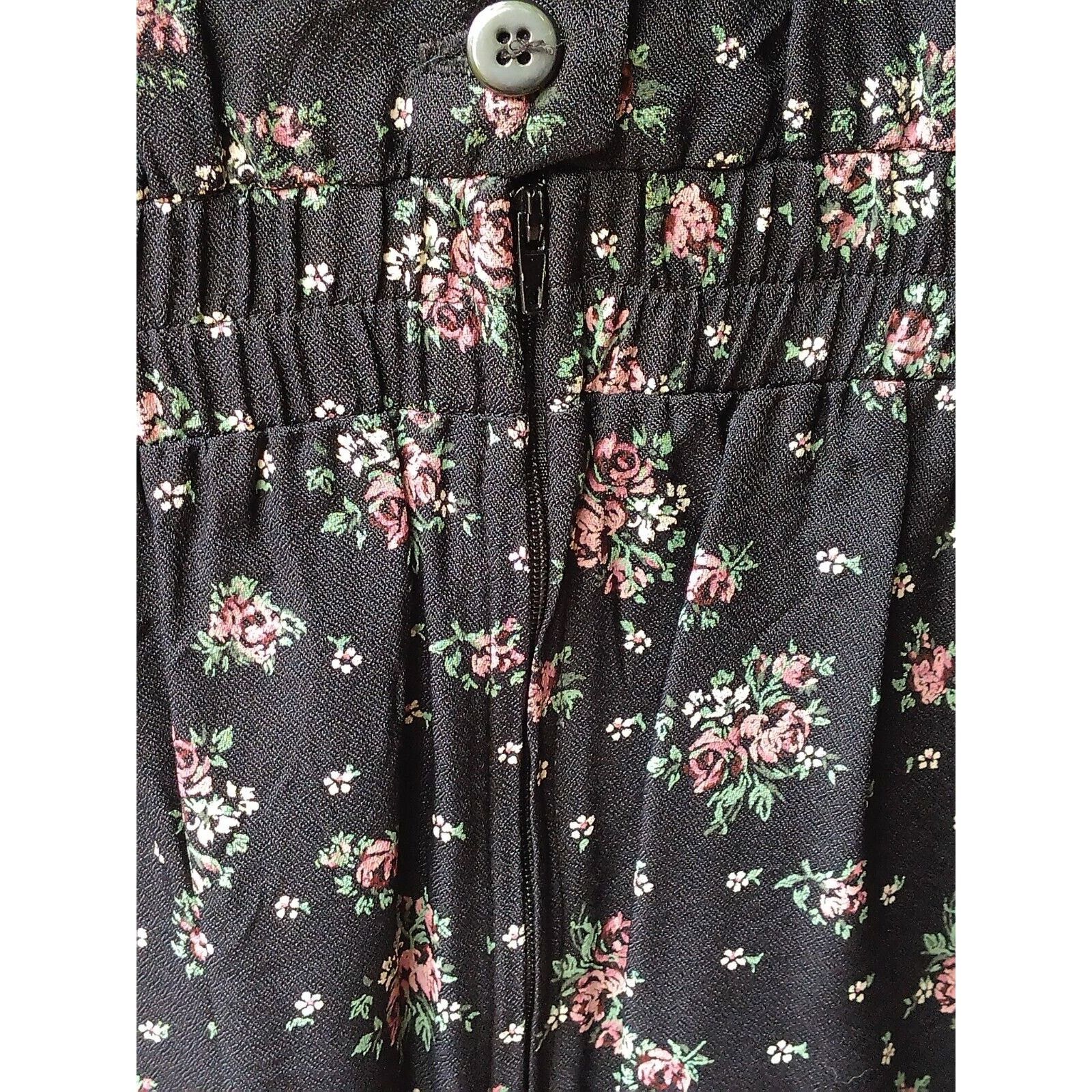 The Unbranded Brand R J Stevens Carol Escritor Womens Size 4 P Black Pink Floral Size S / US 4 / IT 40 - 5 Thumbnail