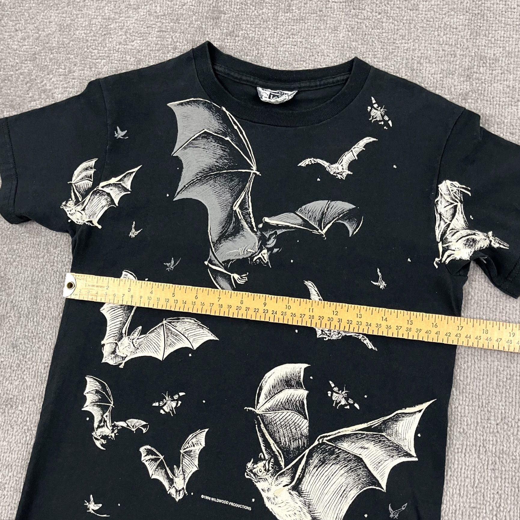 Lee VINTAGE Lee Halloween Shirt Women’s Medium Crew Neck Short Sleeve 100% Cotton Black Bat Print 90s Theme Mens/Womens Size M / US 6-8 / IT 42-44 - 6 Thumbnail