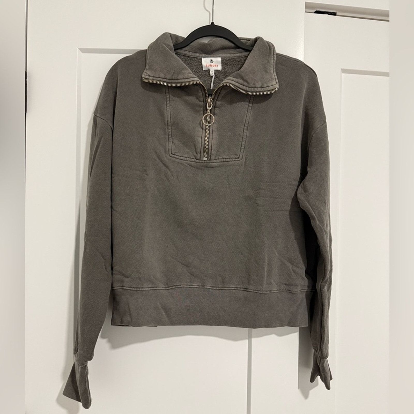 REVOLVE NEW - Sundry Half Zip Sweatshirt - GREY - Sz 3 (L) - $128 Size L / US 10 / IT 46 - 1 Thumbnail