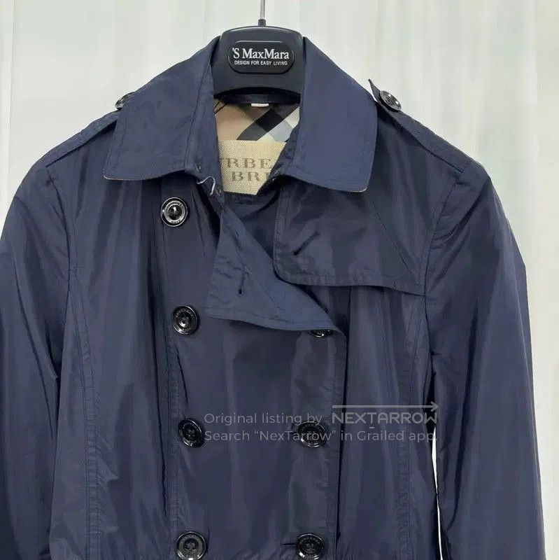 Burberry Burberry Navy Double-Breasted Trench Coat for Women. Size M / US 6-8 / IT 42-44 - 3 Thumbnail