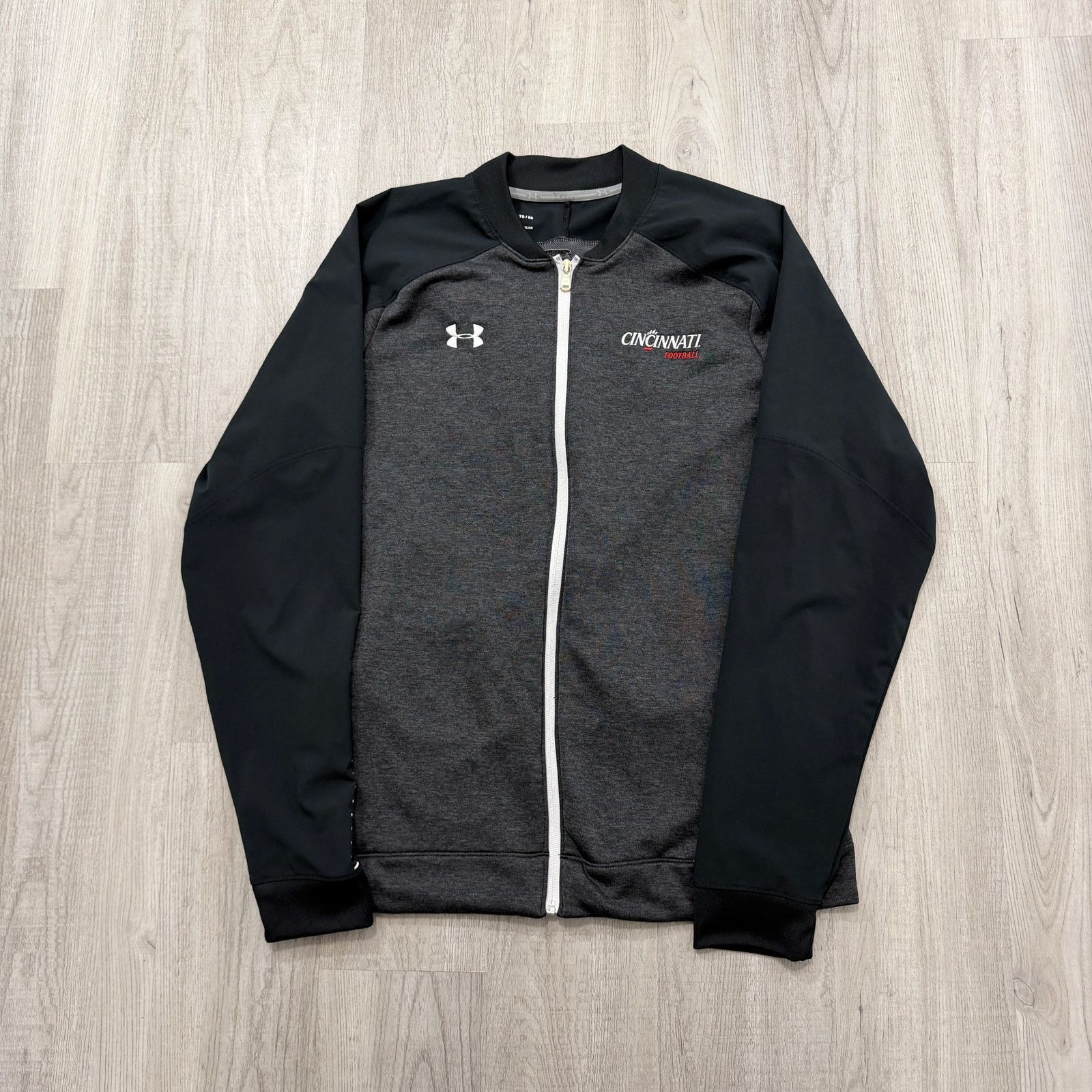 Under Armour Under Armour Cincinnati Bearcats Qualifier Hybrid Jacket Size US XL / EU 56 / 4 - 1 Thumbnail