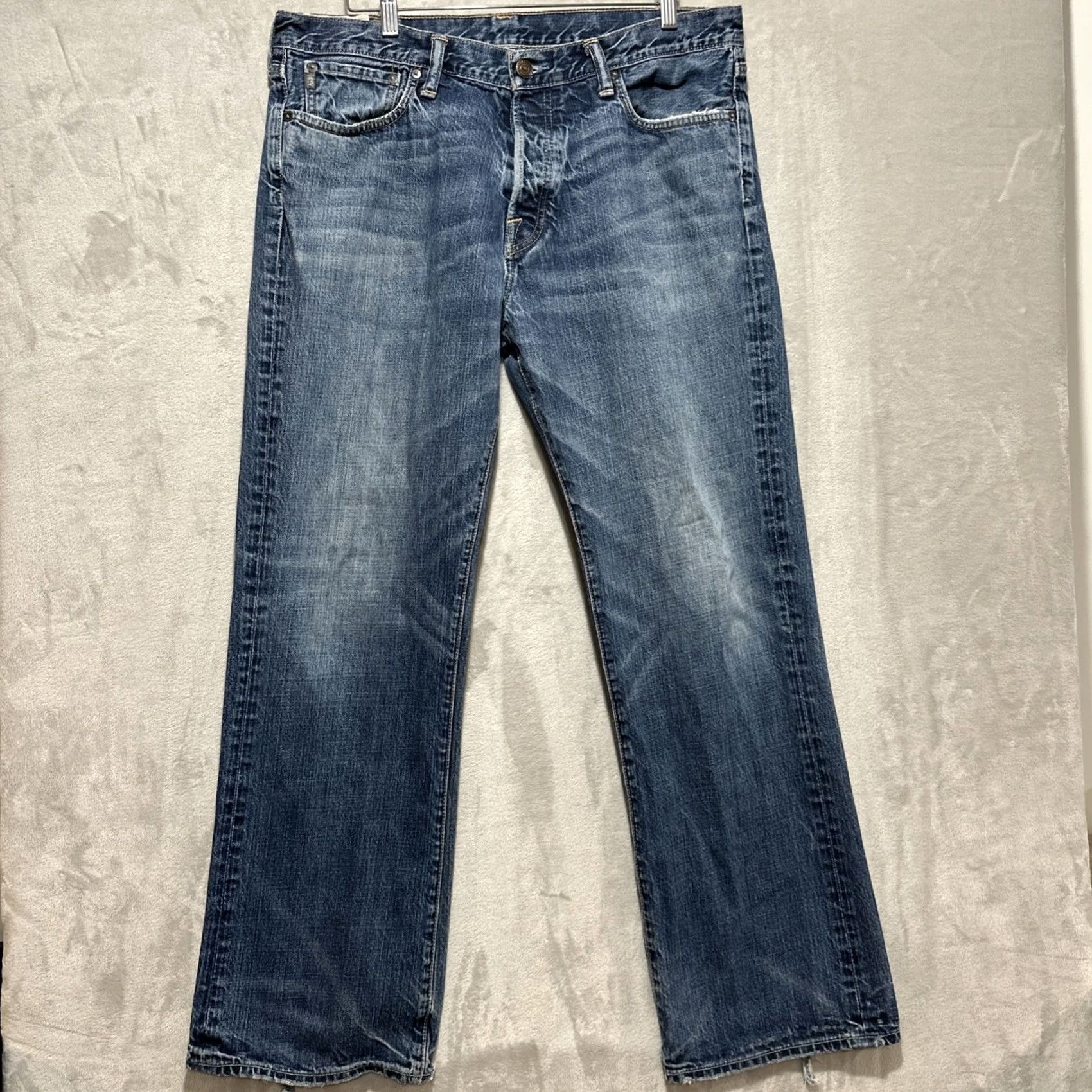 Abercrombie & Fitch VINTAGE Abercrombie & Fitch Kilburn Low Rise Boot Cut Jeans Button Fly Denim Sz 36 Mens Jeans 90s Grunge Blue Distressed N/A Size US 36 / EU 52 - 2 Thumbnail