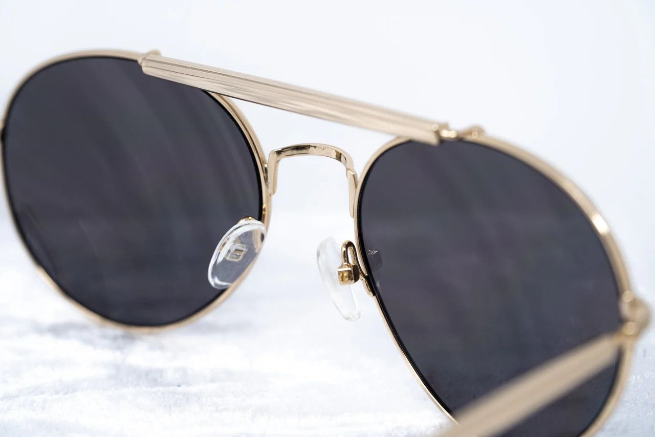 Yohji Yamamoto Yohji Yamamoto Sunglasses Round Gold and Grey Size ONE SIZE - 10 Thumbnail