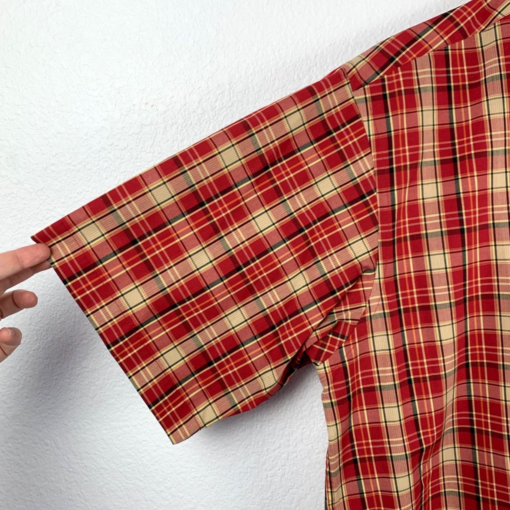 Roundtree & Yorke VINTAGE Roundtree & Yorke Red Plaid Short Sleeve Button Shirt Mens Large Size US L / EU 52-54 / 3 - 3 Thumbnail