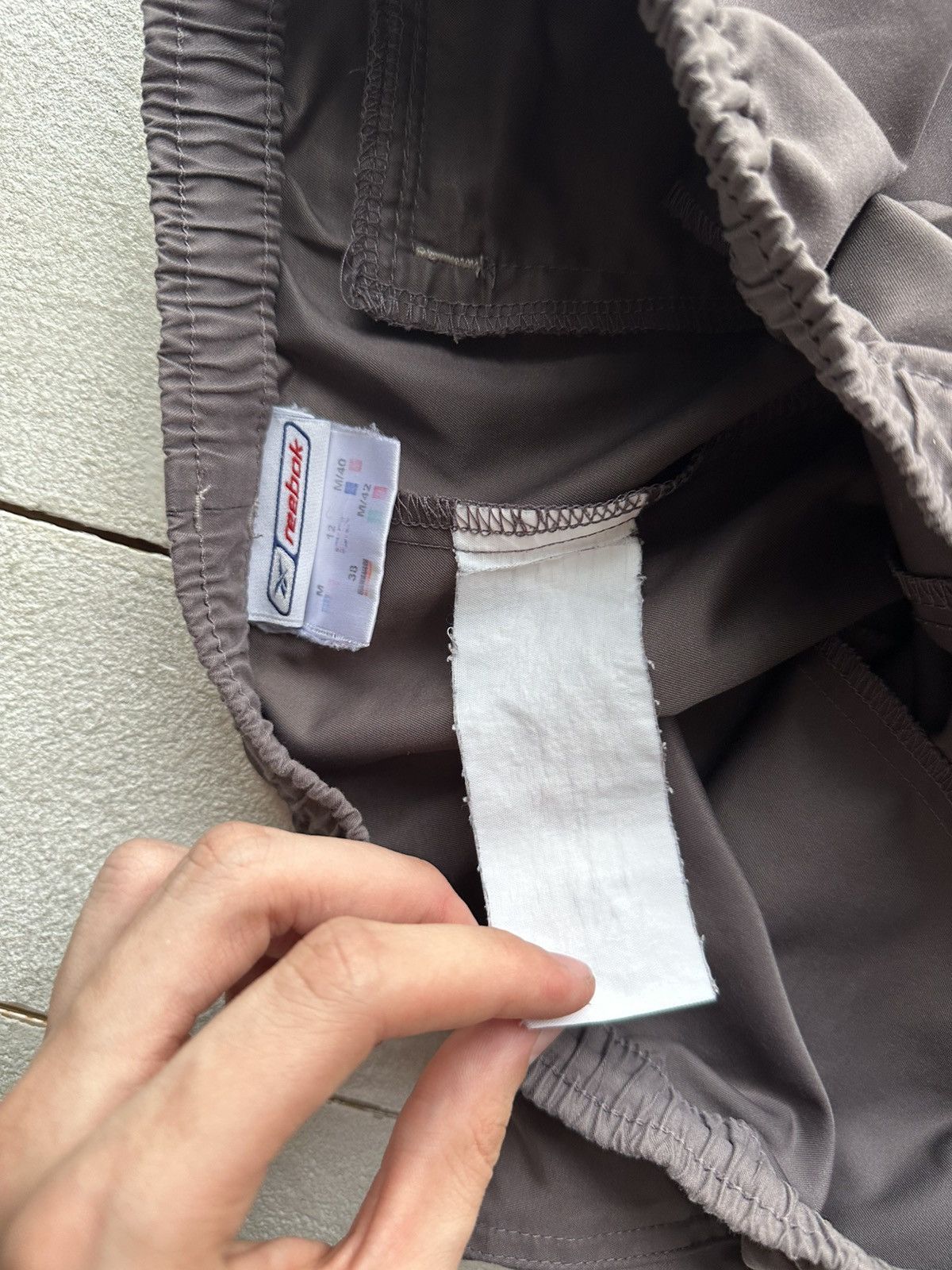 Reebok VNTG🚨 REEBOK RARE BAGGY TRACKING PANTS UNISEX WITH LOGO Size US 32 / EU 48 - 9 Thumbnail