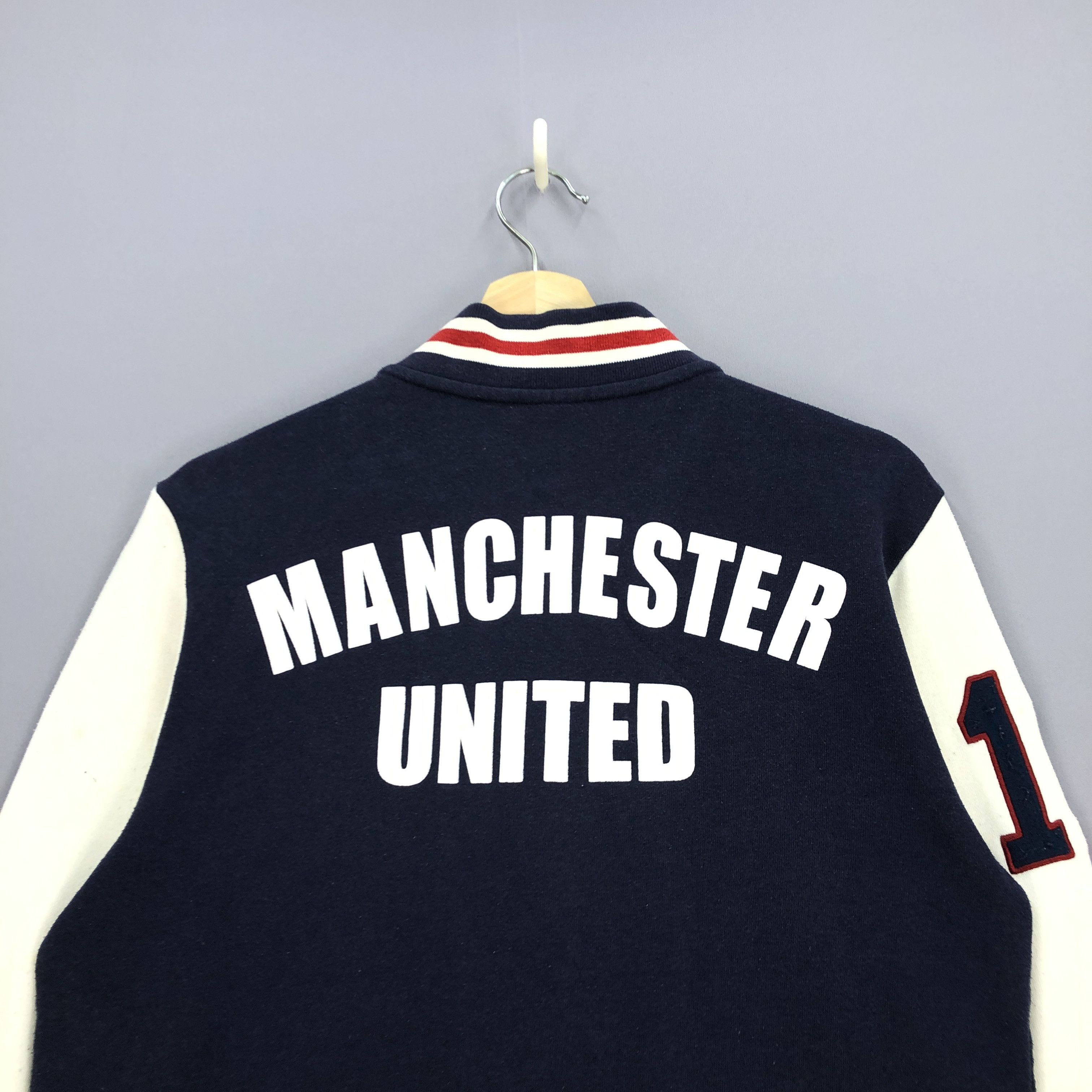Vintage Vintage Manchester United Varsity Sweater Sweatshirt Size US M / EU 48-50 / 2 - 6 Thumbnail