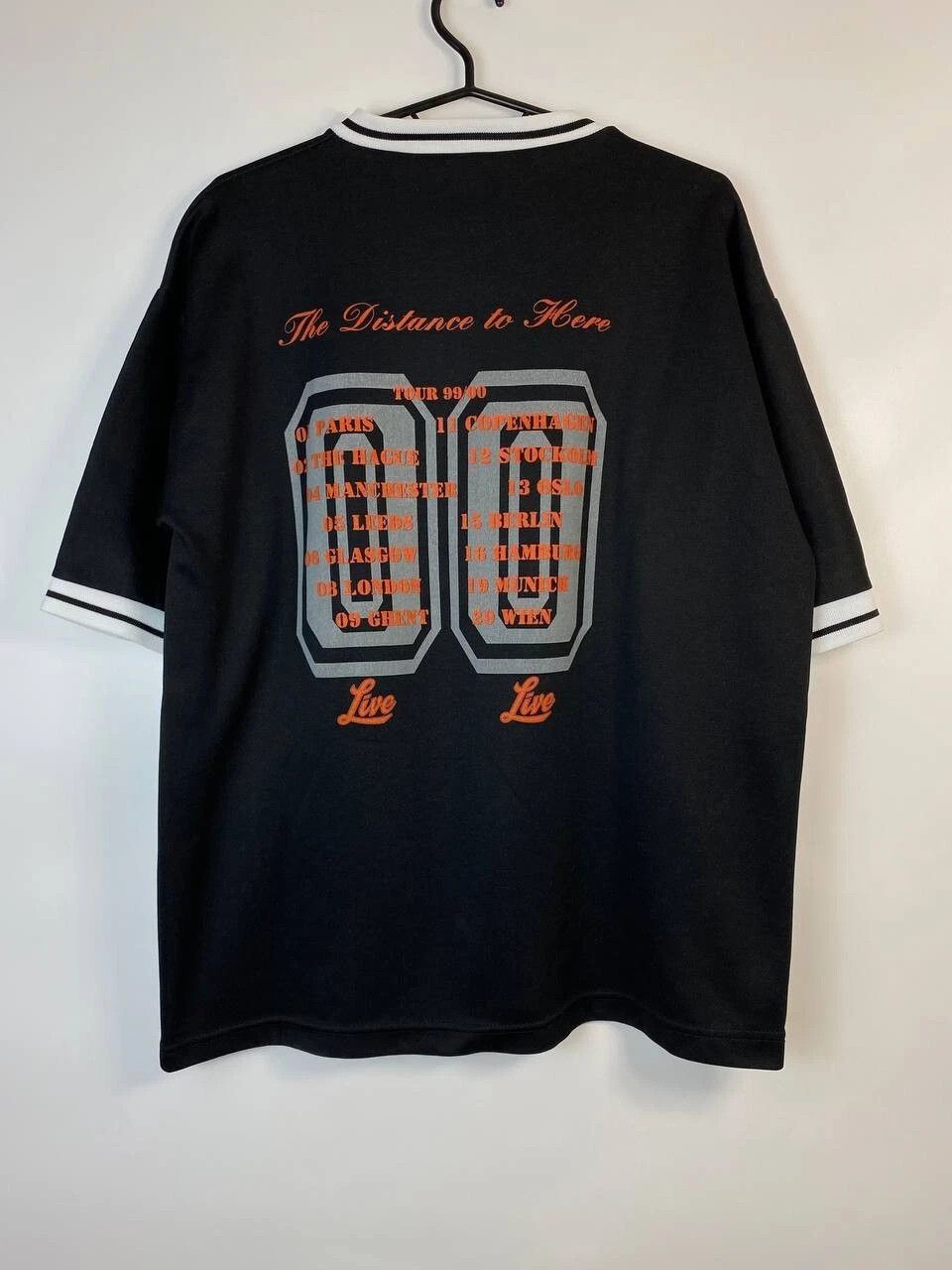 Other Vintage 1999s 2000s Live Band The Distance to Here Tour XL Size US XL / EU 56 / 4 - 3 Thumbnail
