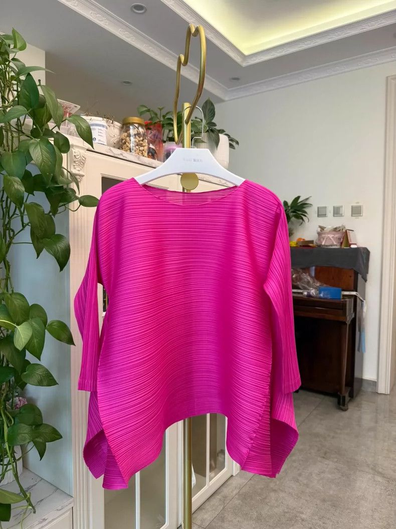 Issey Miyake Issey Miyake size:3 Pink pleated long-sleeved top Size XS / US 0-2 / IT 36-38 - 1 Thumbnail