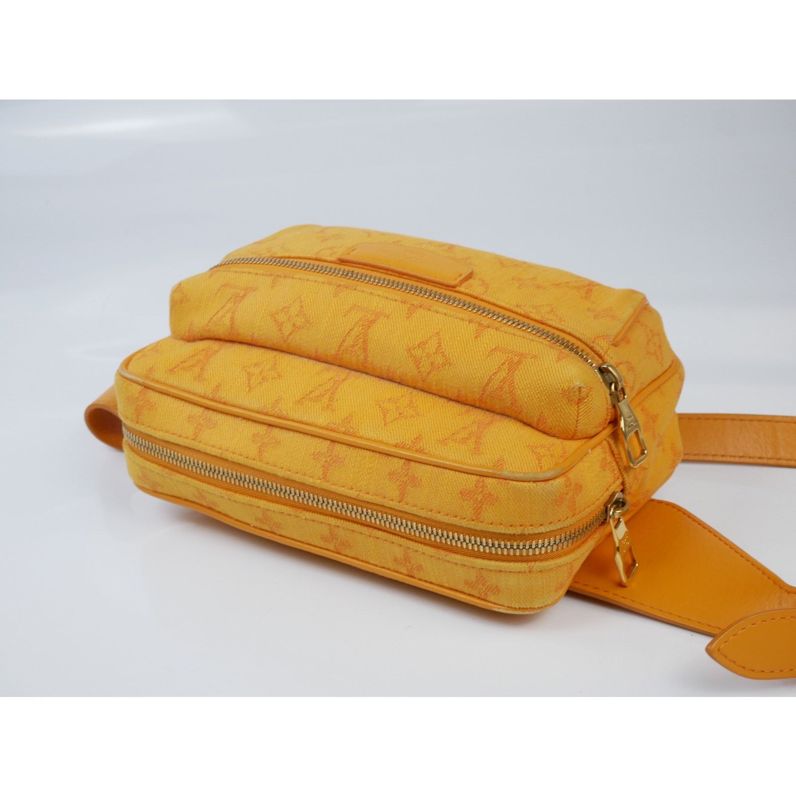 Louis Vuitton Louis Vuitton Monogram Outdoor Bum Bag Orange Size ONE SIZE - 7 Thumbnail
