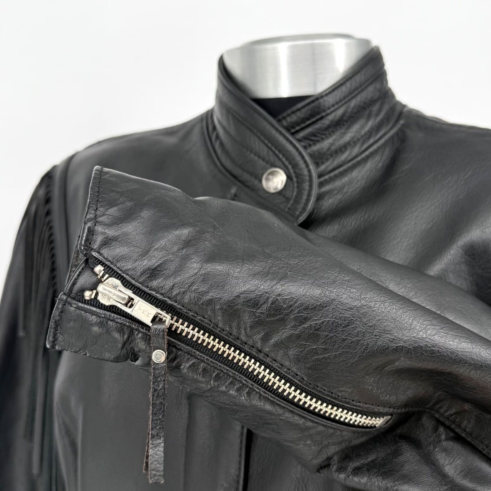 Harley Davidson VINTAGE Harley Davidson Womens Black Leather Fringe Motorcycle Jacket Sz Medium Size M / US 6-8 / IT 42-44 - 6 Thumbnail