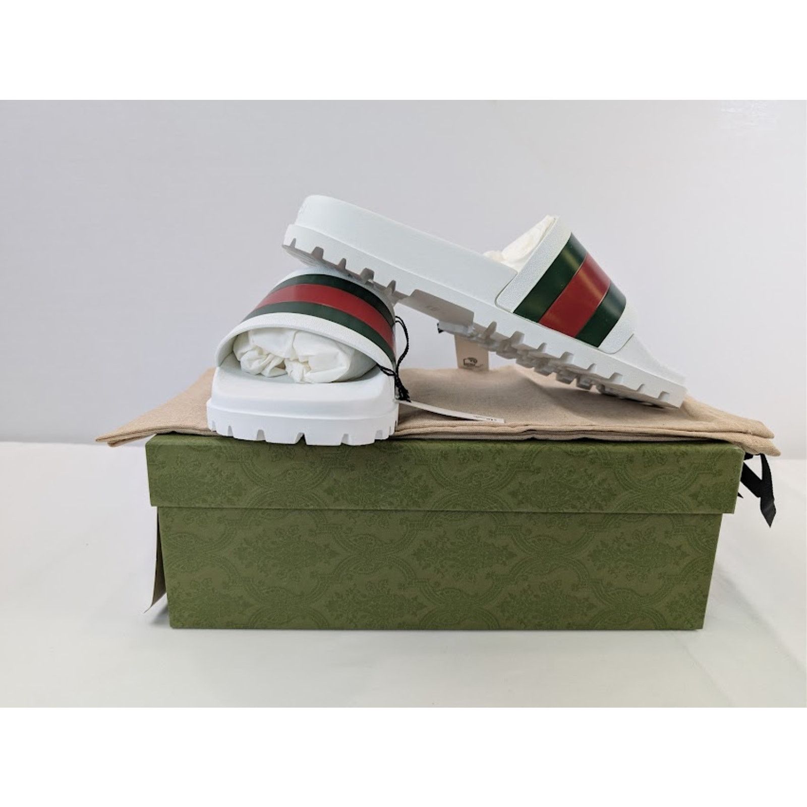 Gucci o1rshd1 13 Gucci-13.5 US / Web Slide Sandal in Great White Size US 14 / EU 47 - 20 Thumbnail