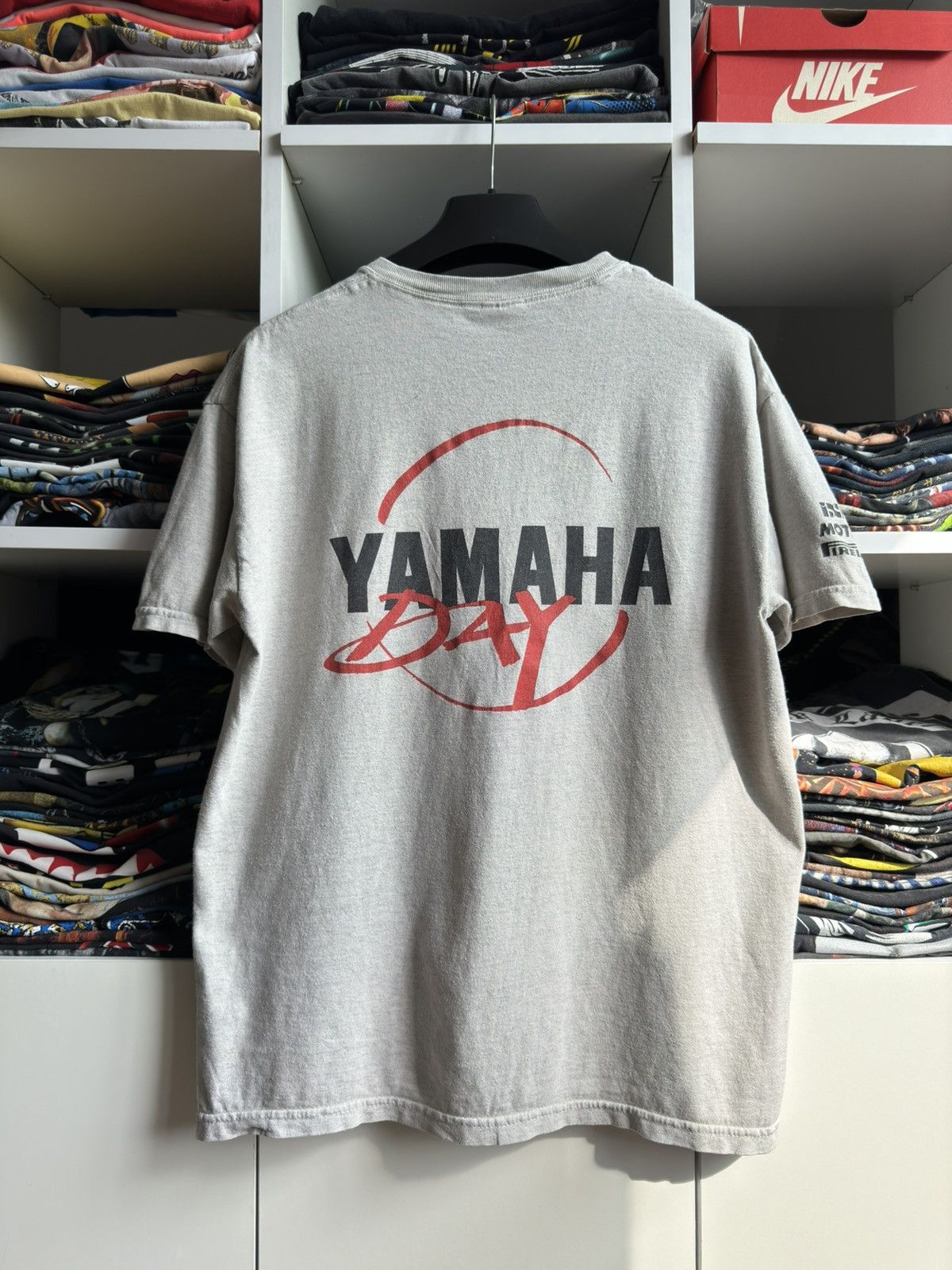 Vintage Vintage 90s Yamaha Day Moto Racing Tee T Shirtt Size US L / EU 52-54 / 3 - 1 Thumbnail