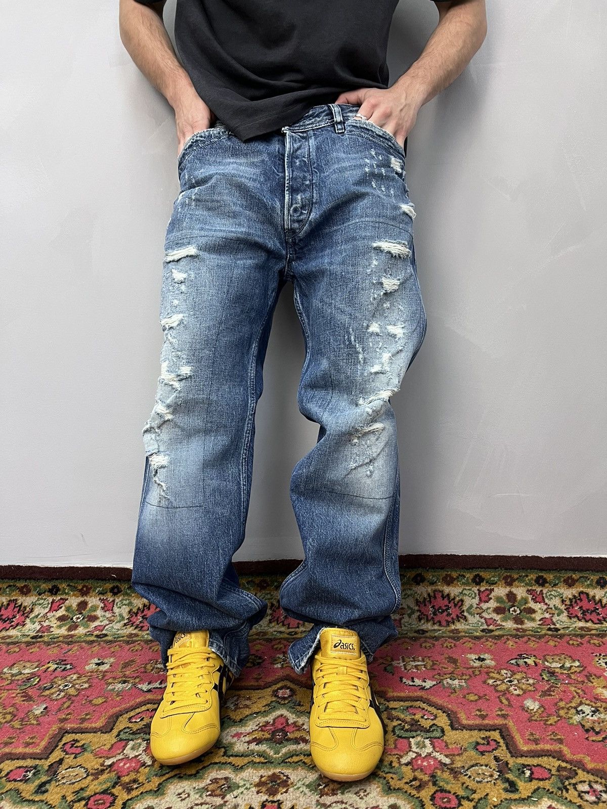 Diesel × If Six Was Nine Vintage Diesel Dirty New Age Distressed Denim Size US 33 - 7 Thumbnail