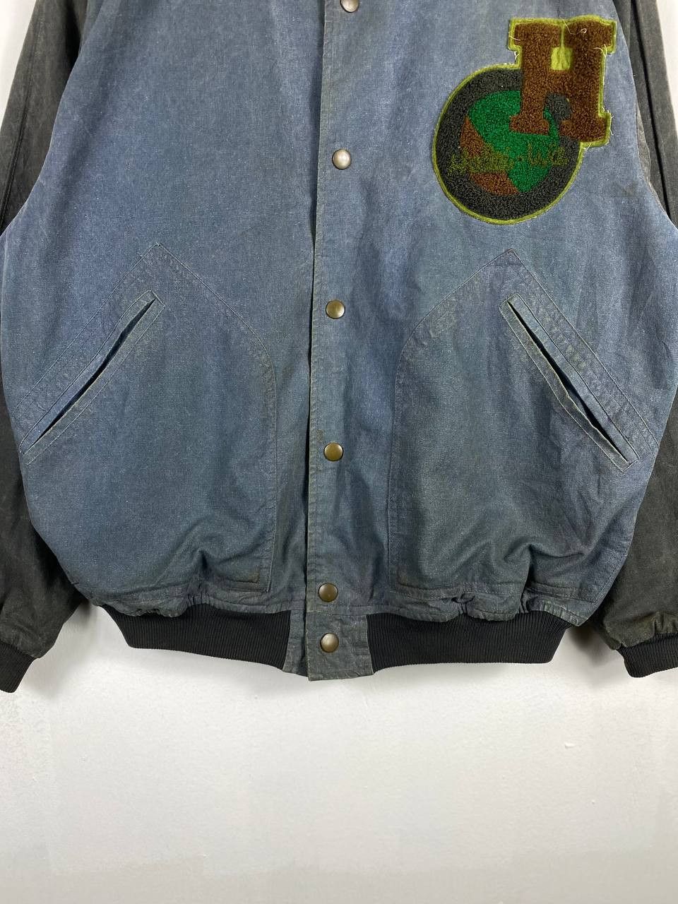 Japanese Brand vintage japanese brand cotton bomber jacket nice design Size US M / EU 48-50 / 2 - 3 Thumbnail