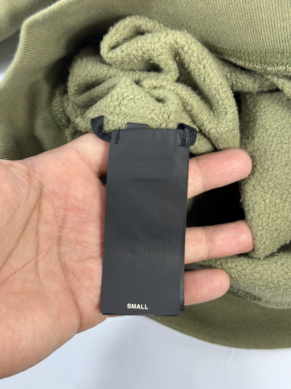 Fear of God SEVENTH COLLECTION FG7C KHAKI SUN-FADE OVERSIZED HOODIE Size US S / EU 44-46 / 1 - 19 Thumbnail