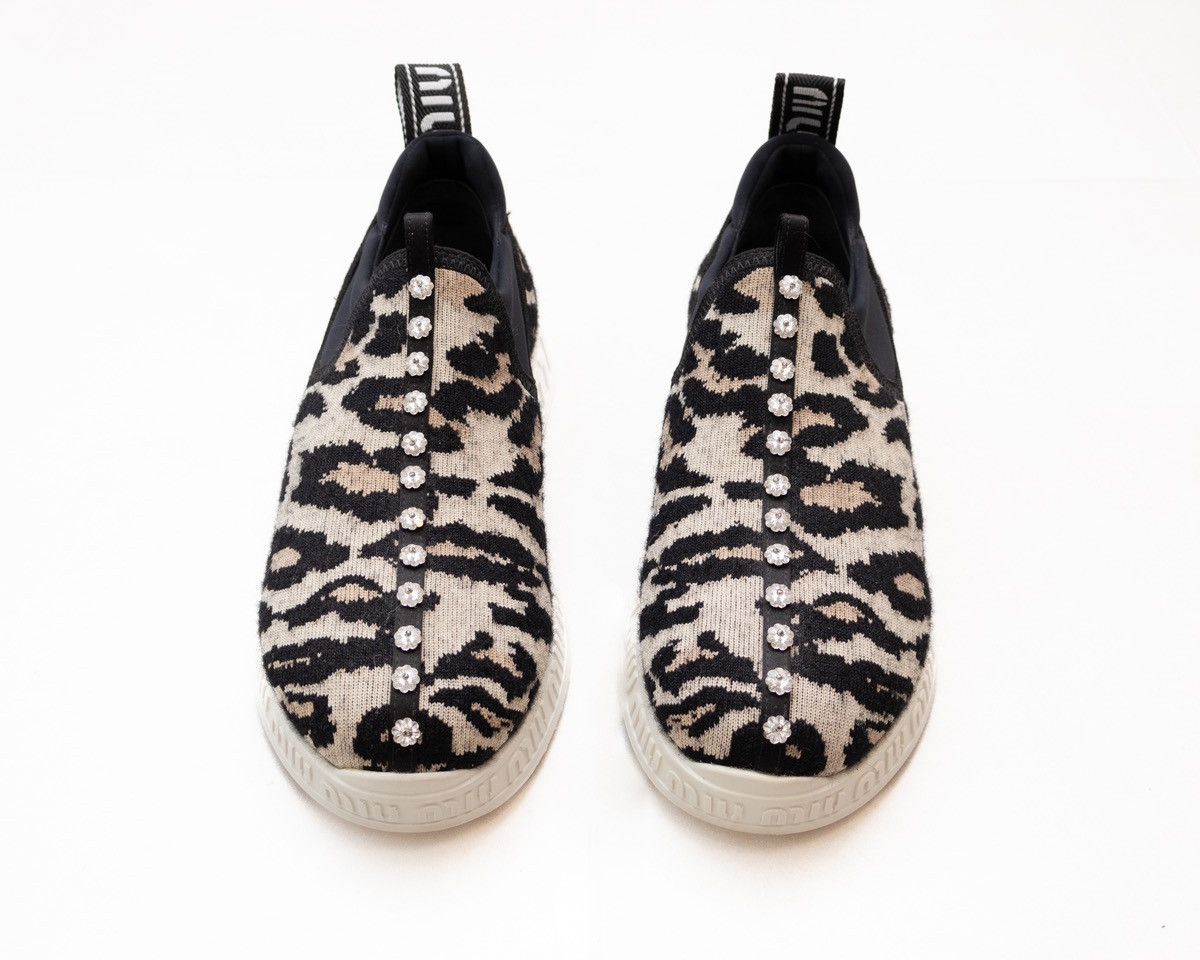 Miu Miu 830$MRP MIU MIU Women's Run Logo Sneakers SZ:EU:37/US:7 Size US 7 / IT 37 - 4 Thumbnail