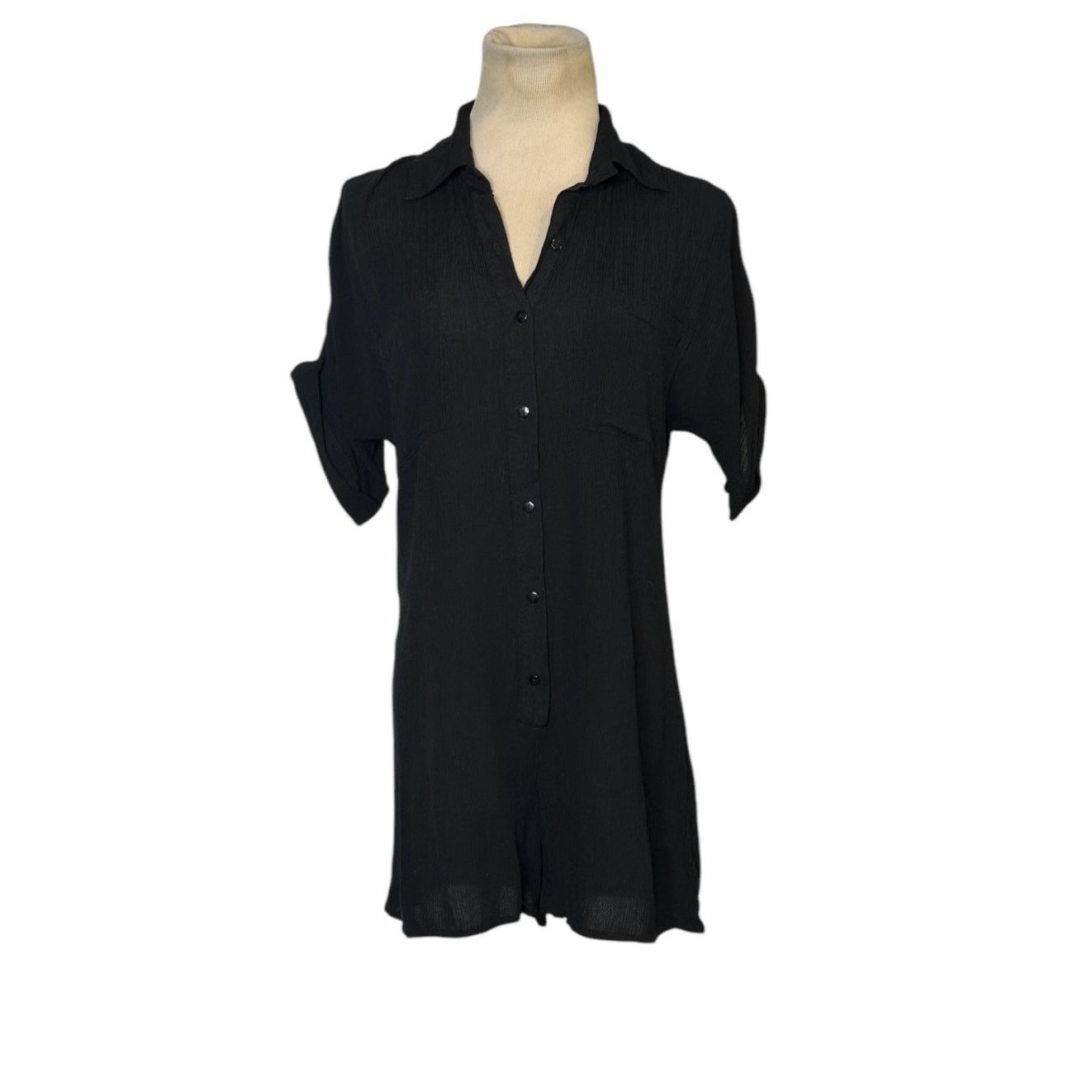 Nasty Gal Nasty Gal black short cuffed sleeves buttoned romper size 4 Size 27" / US 4 / IT 40 - 10 Thumbnail
