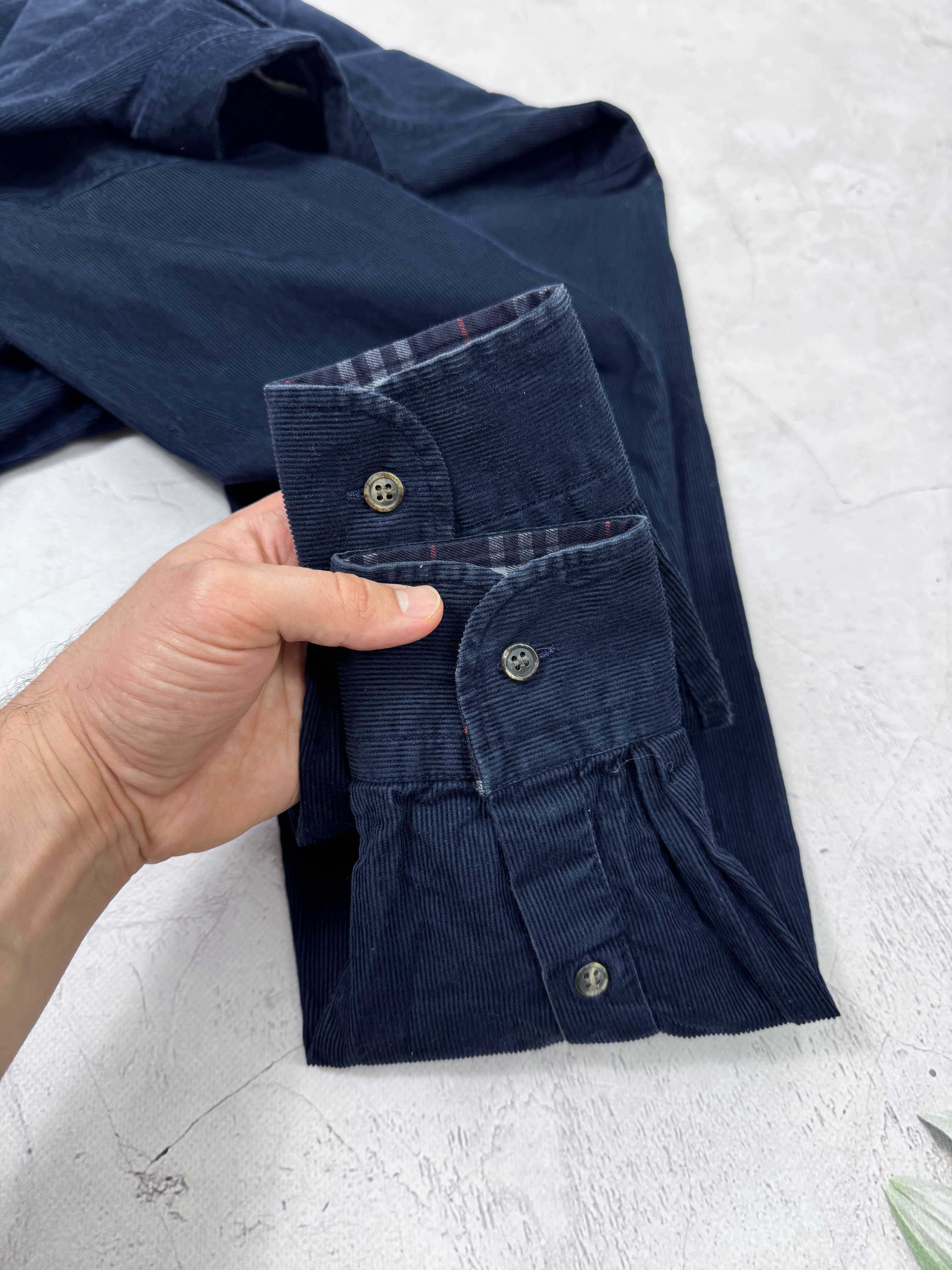 Burberry × Vintage Burberrys Corduroy Shirt Dark Blue & Nova Check Cuffs Size US L / EU 52-54 / 3 - 12 Thumbnail