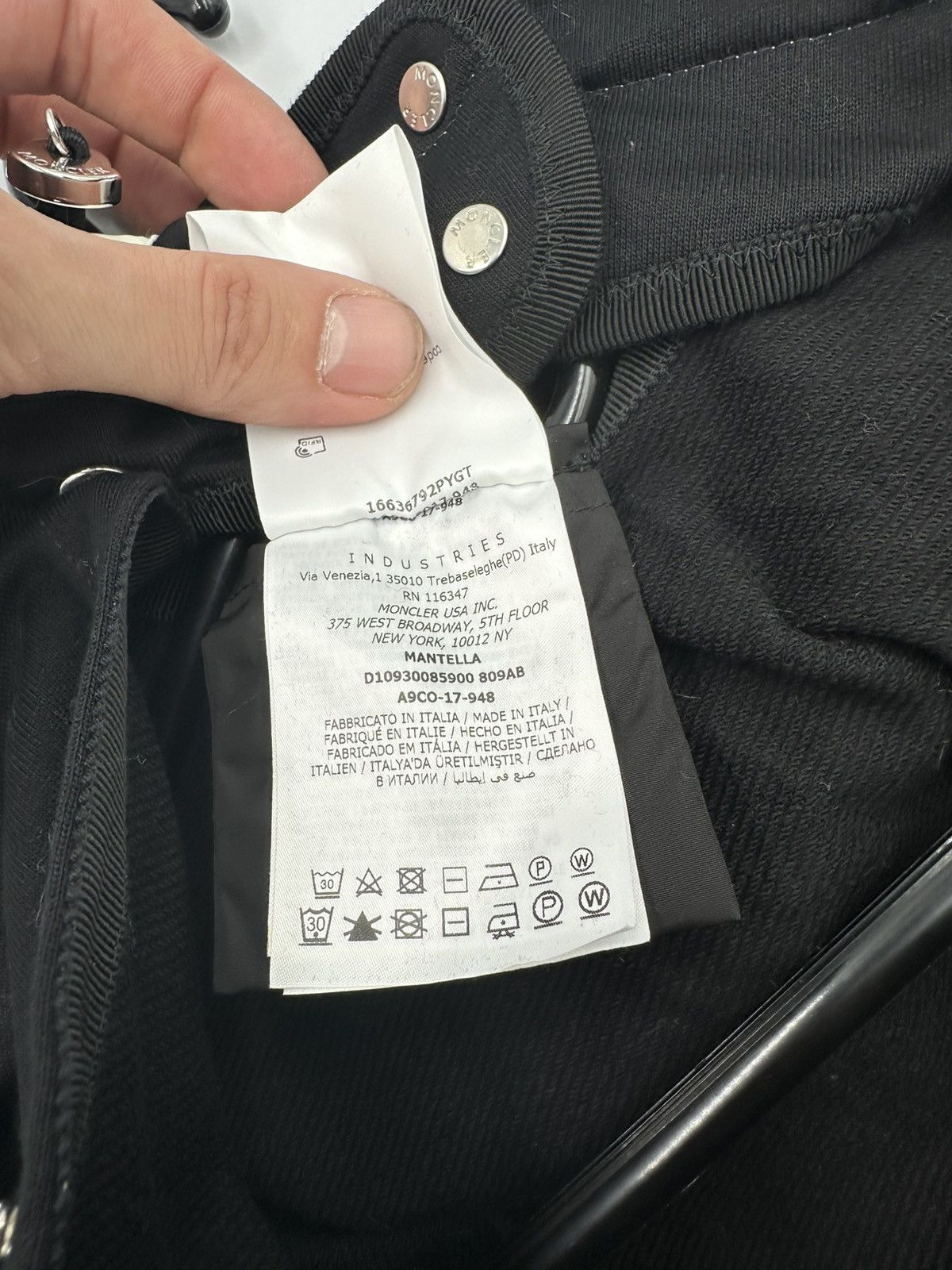 Moncler Moncler Shawl Parka Size ONE SIZE - 12 Thumbnail