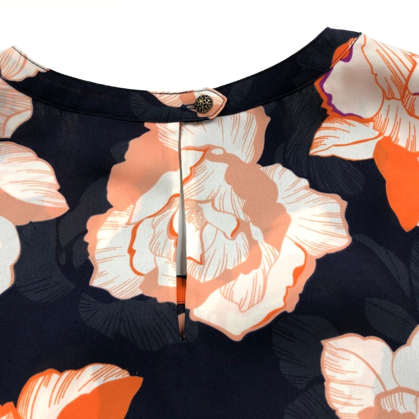 Vintage Cabi Blouse Tiered Blossom Floral All Over Print Pullover Top Sleeveless Round Neck Womens Medium Blue (Regular) Size M / US 6-8 / IT 42-44 - 7 Thumbnail