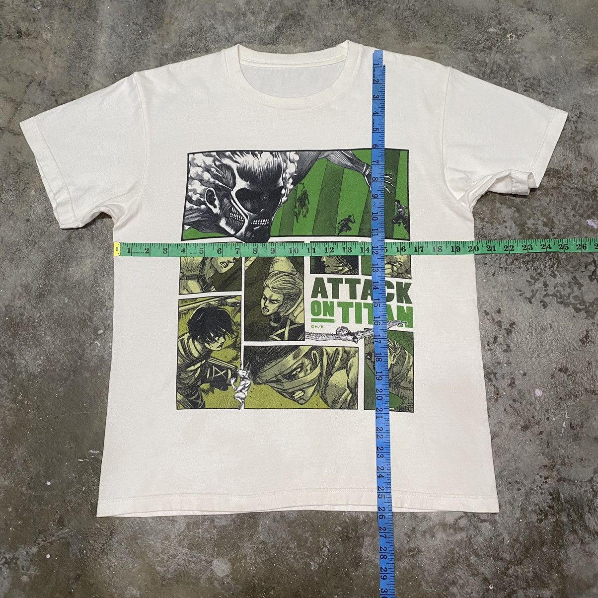 Anime × Vintage ATTACK ON TITAN FINAL SEASON MANGA PANEL ANIME TEE Size US M / EU 48-50 / 2 - 11 Thumbnail