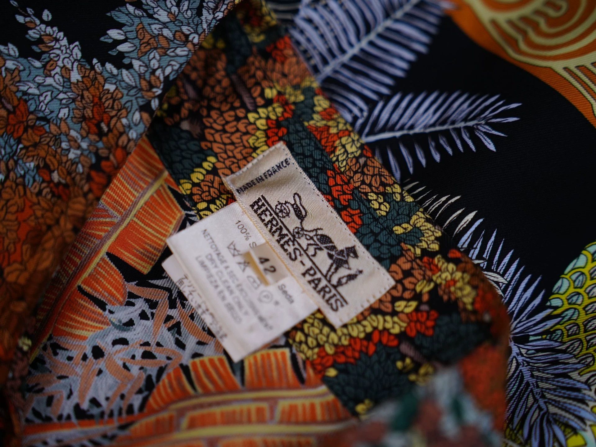 Hermes Hermes Vintage Jungle Legend Silk Shirt Black Oversized Size M / US 6-8 / IT 42-44 - 8 Thumbnail