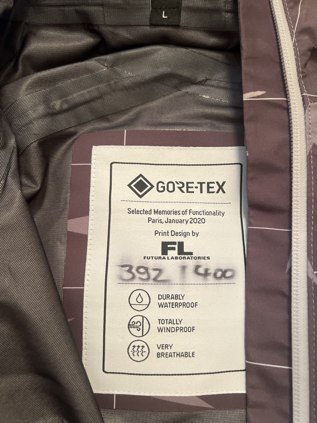 Futura × Goretex Poncho Gore-tex and Futura2000 Size US L / EU 52-54 / 3 - 2 Thumbnail