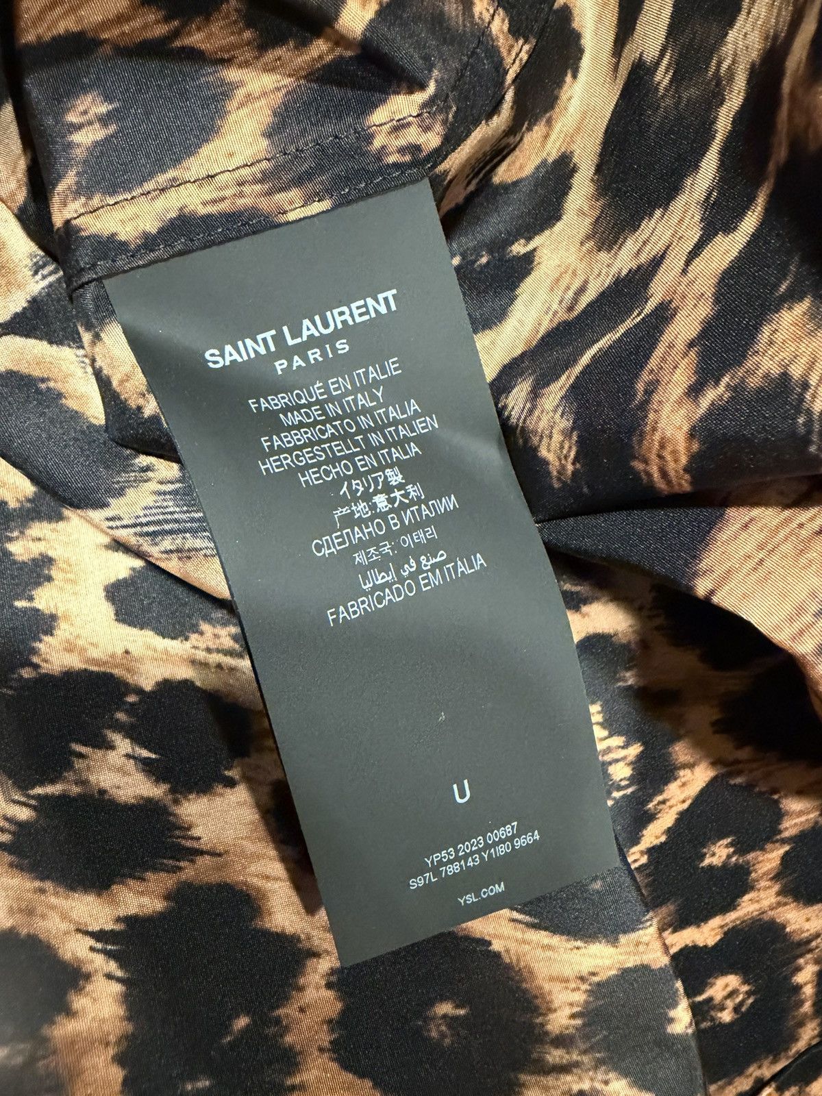 Saint Laurent Paris Saint Laurent leopard silk shirt. U $2500 Size US XL / EU 56 / 4 - 5 Thumbnail