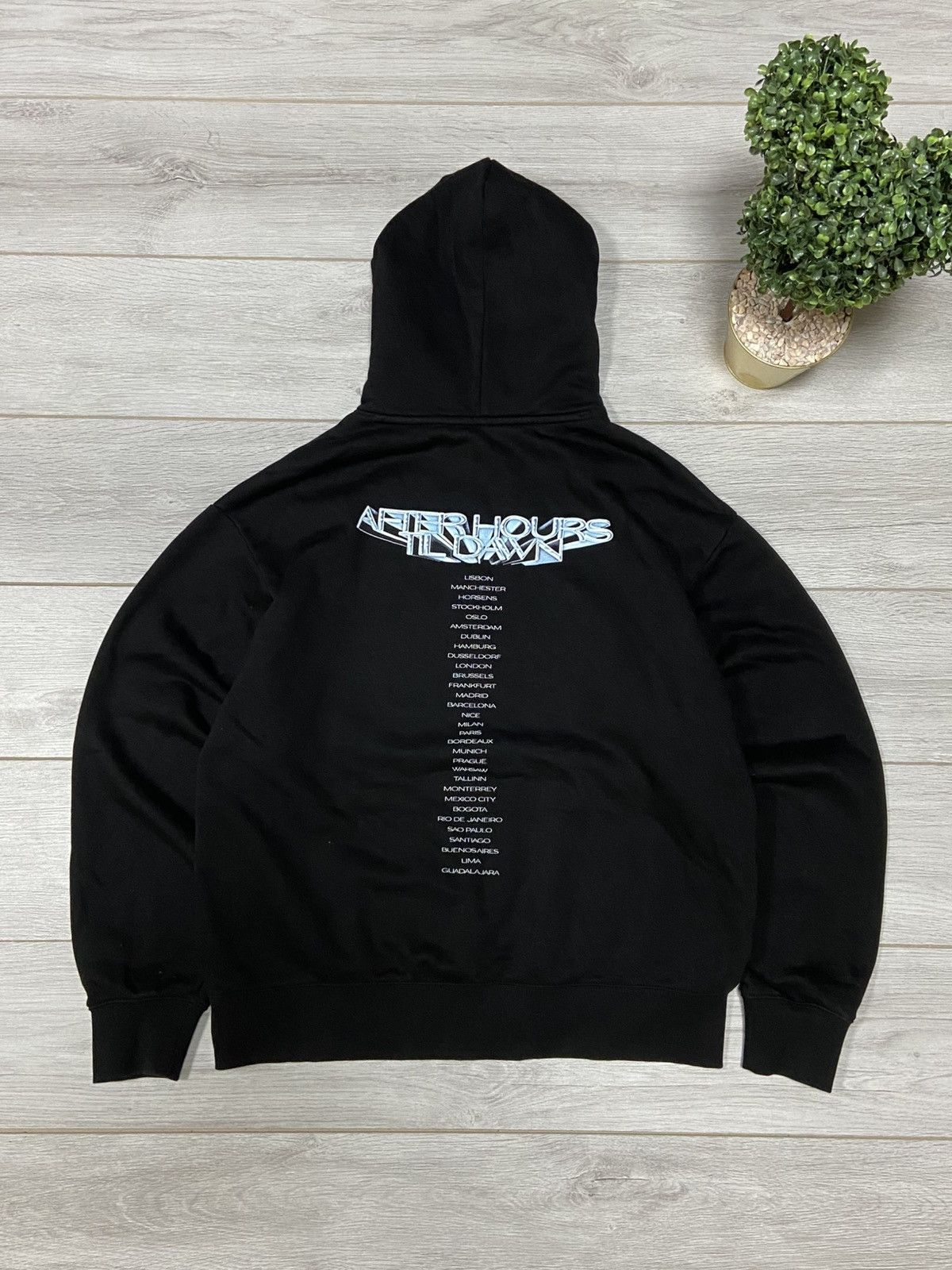 The Weeknd The Weeknd AHTD RARE Europe 2023 tour Hoodie Size US M / EU 48-50 / 2 - 2 Thumbnail