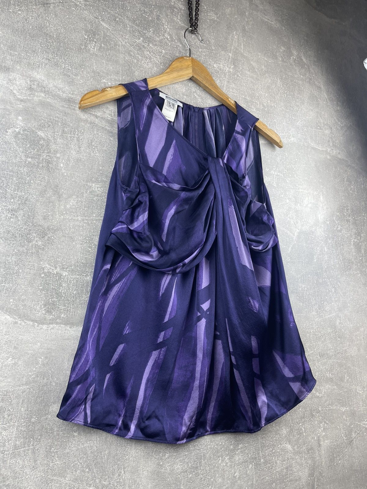 Moschino Moschino Cheap and Chic Ladies NWT Luxury Purple Silk Top Size M / US 6-8 / IT 42-44 - 2 Thumbnail