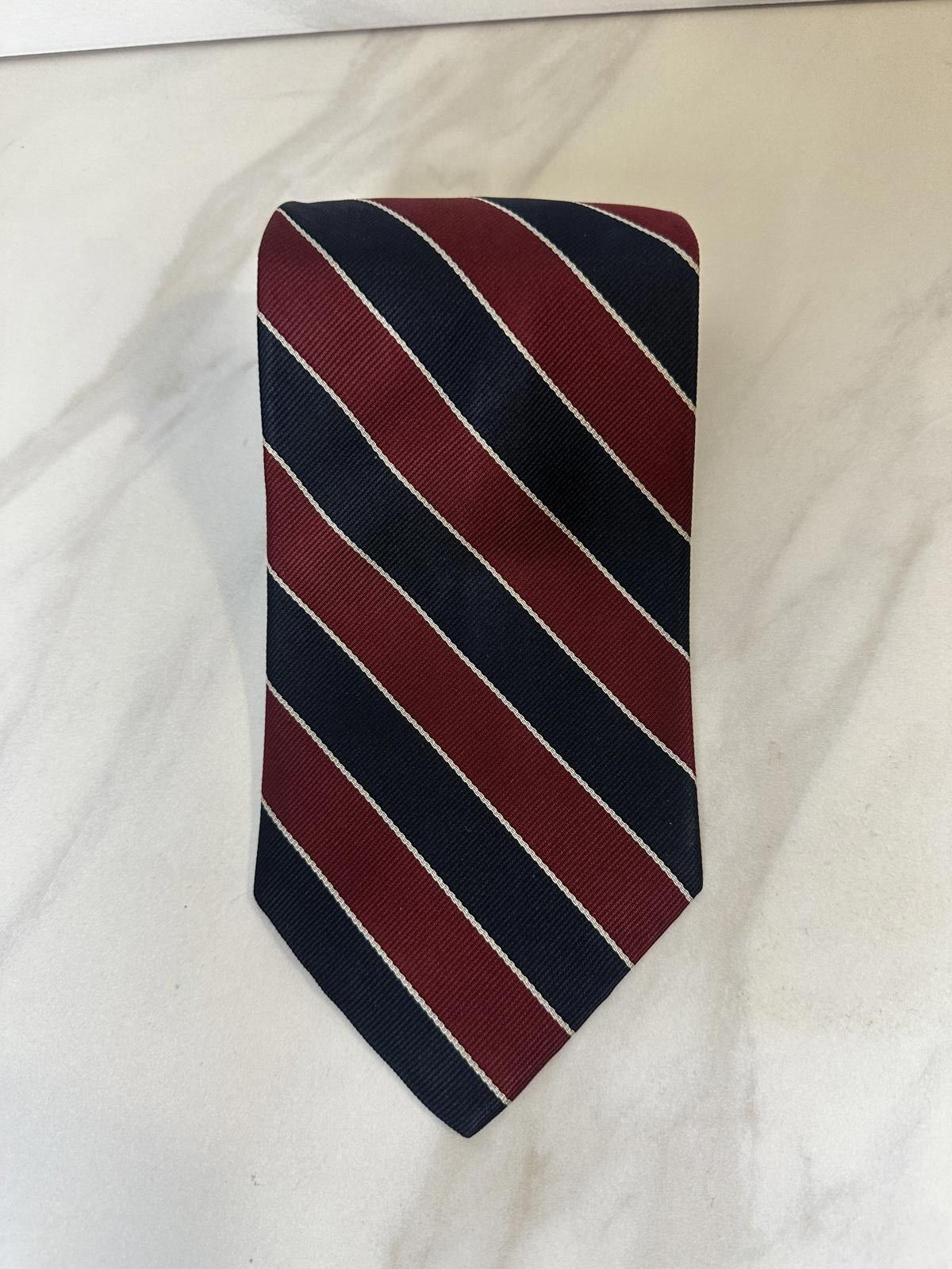 Neiman Marcus Vintage Neiman Marcus burgundy/navy REPP silk necktie Size ONE SIZE - 1 Thumbnail