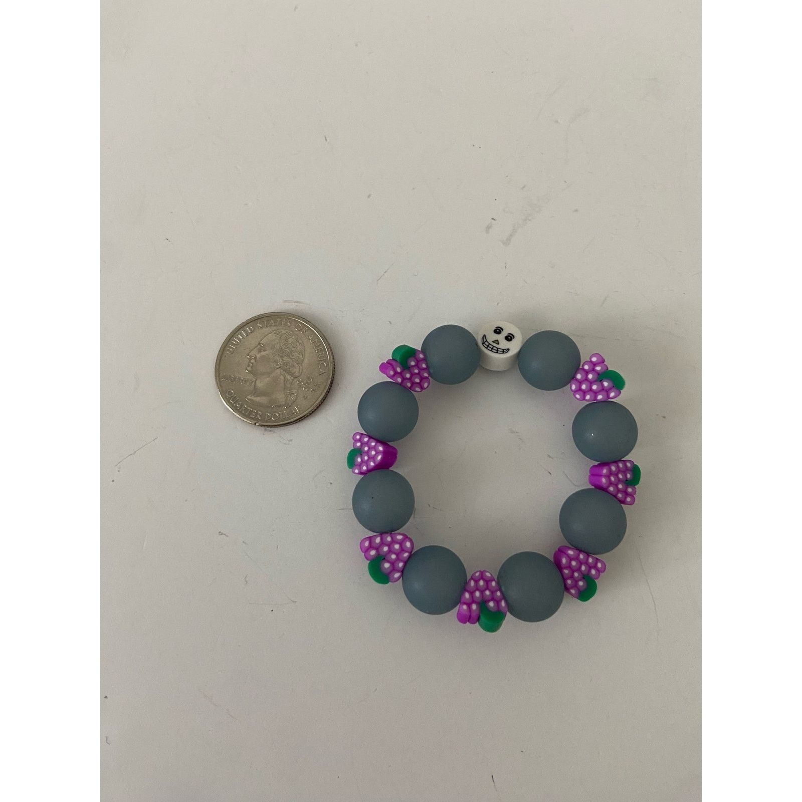 Handmade Handmade light blue and grape bead bracelet Size ONE SIZE - 4 Thumbnail
