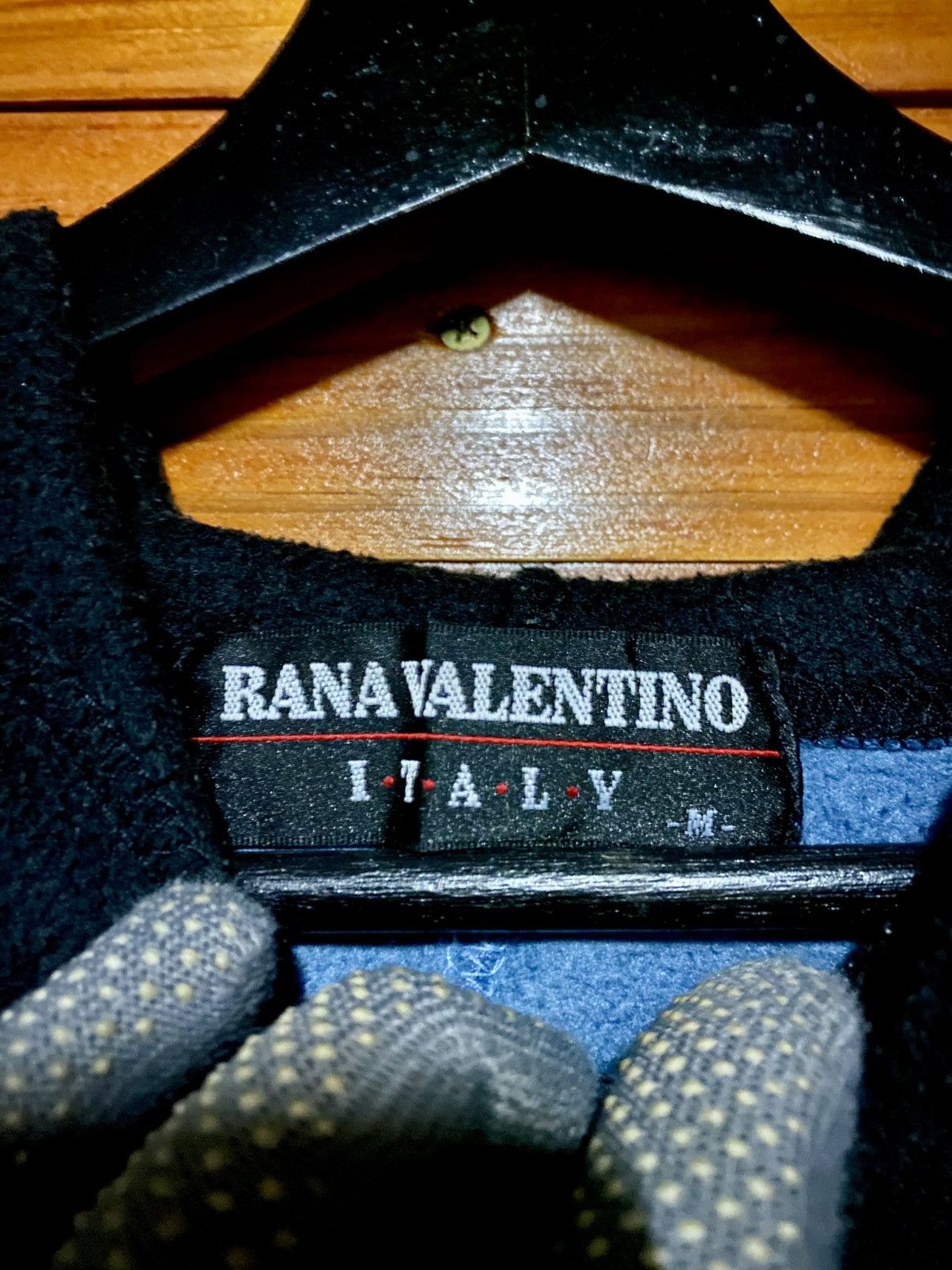 Vintage Vintage 90s Rana Valentino Italy Sports Hoodie Tone Pullover Size US M / EU 48-50 / 2 - 6 Thumbnail