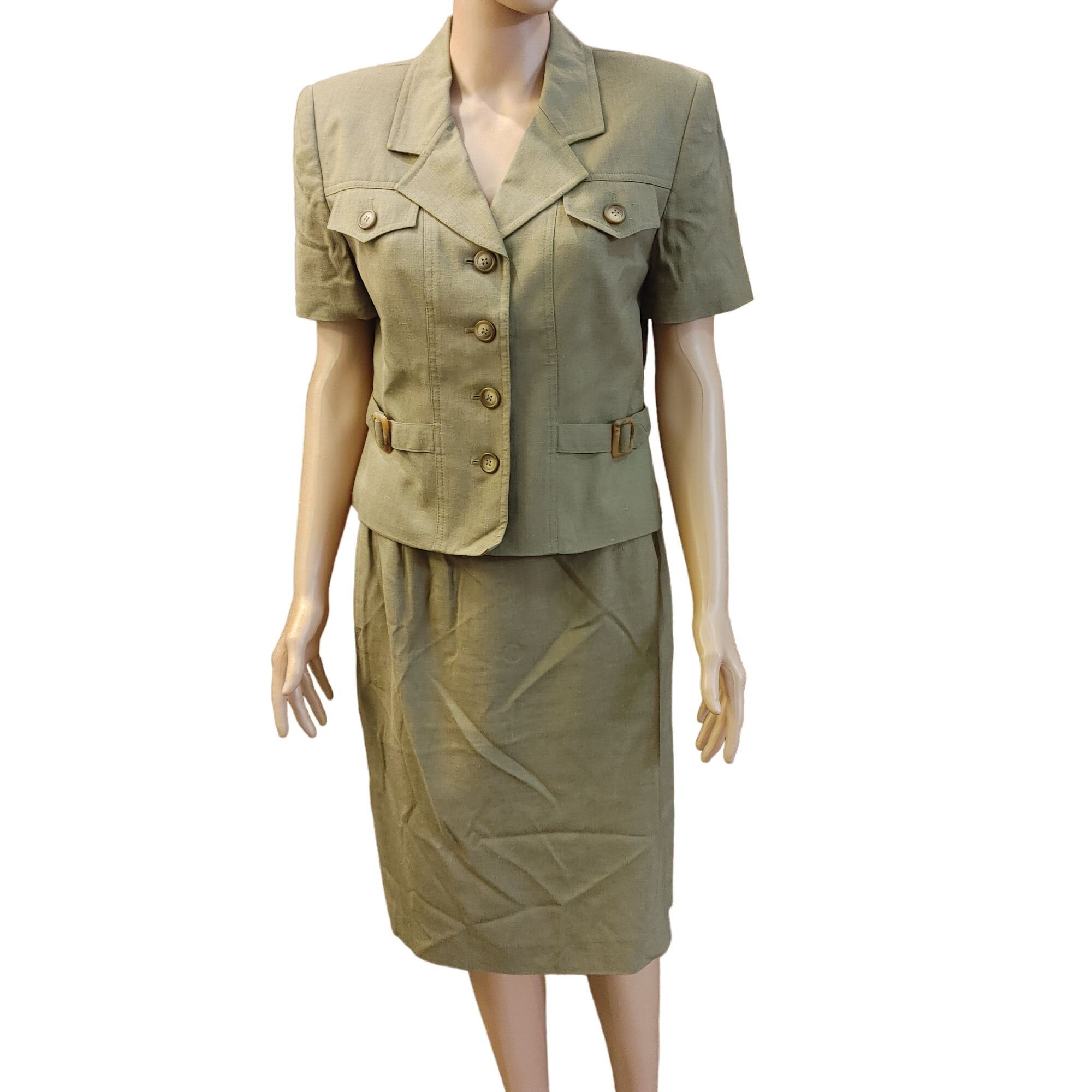 Kasper Kasper Women's Petite Beige 2pc Short Sleeve Button Top + A Size L / US 10 / IT 46 - 1 Thumbnail