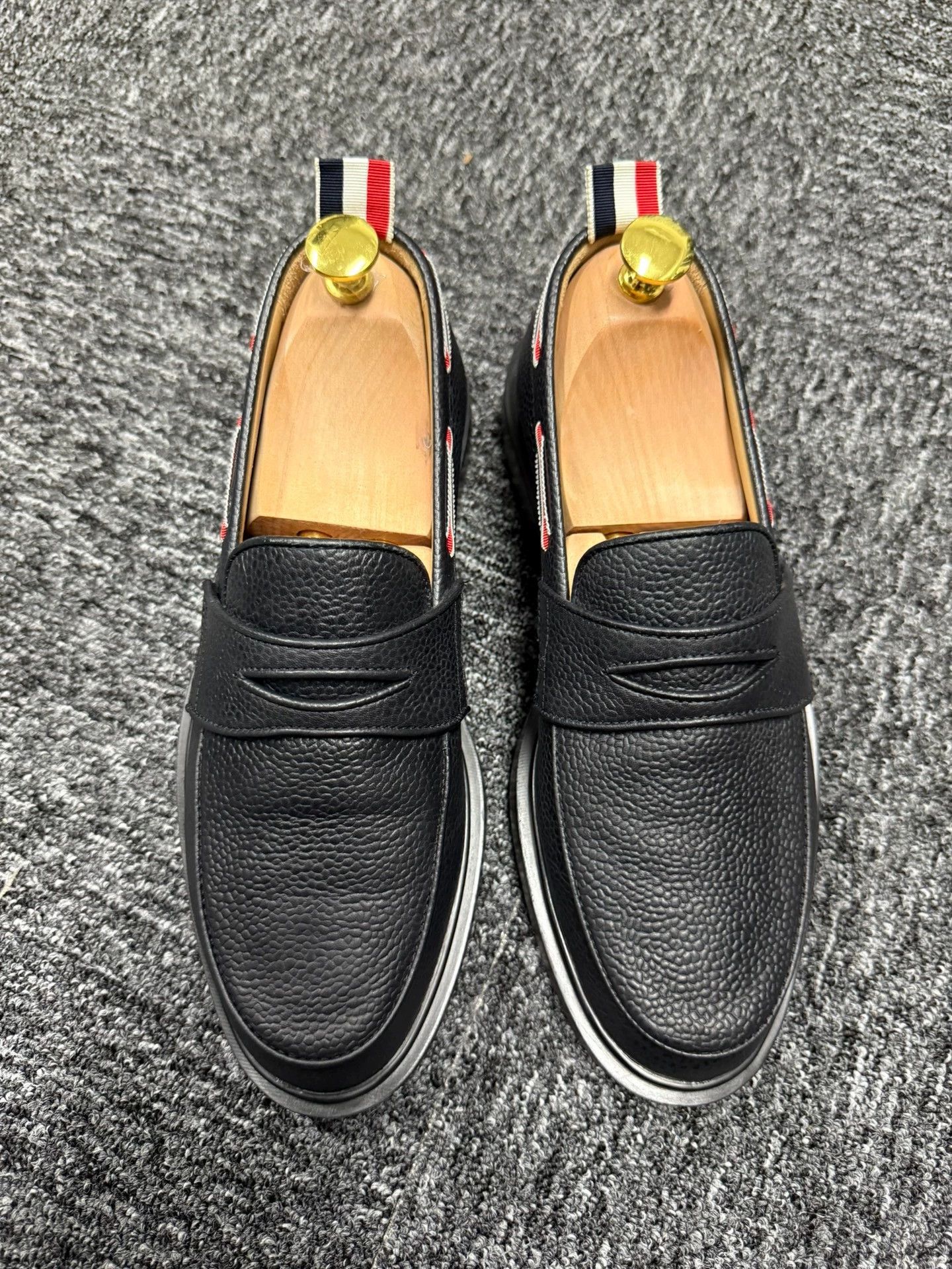 Thom Browne Thom Browne Men's Black Rubber Sole Loafers US7 Rare Size US 7 / EU 40 - 1 Thumbnail